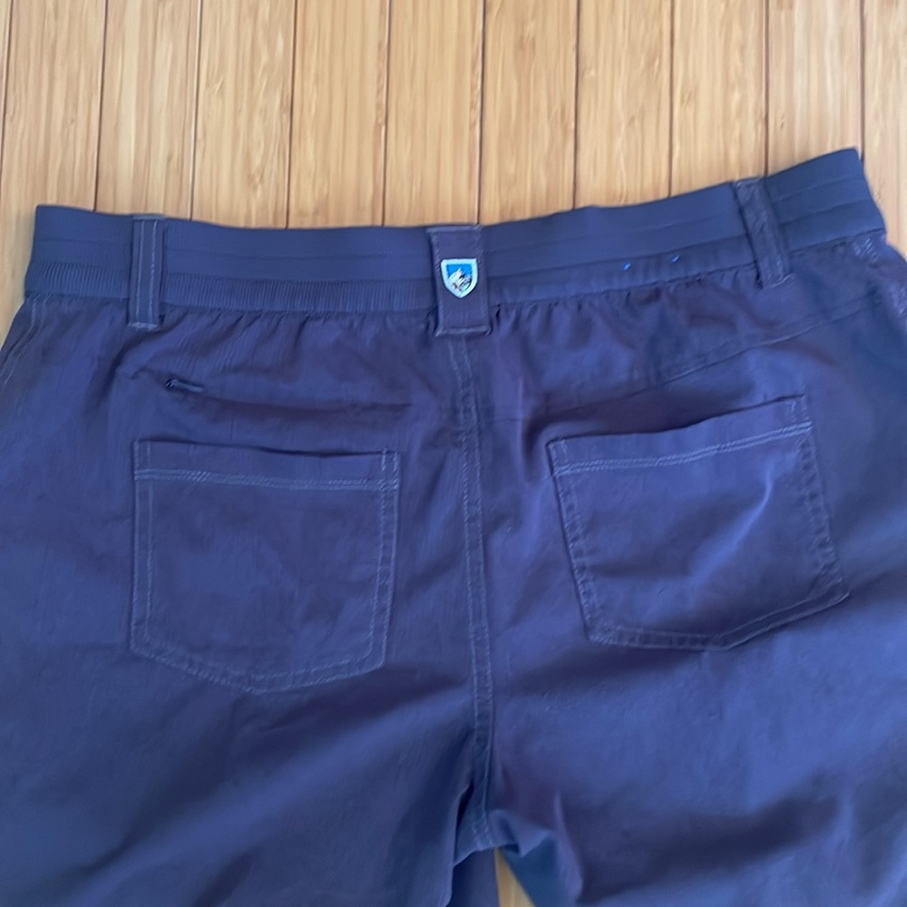 KUHL Women’s Shorts - Picture 3 of 5